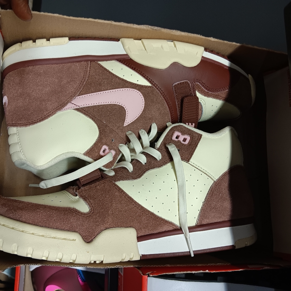 Air trainer 1 valentine size 13 men